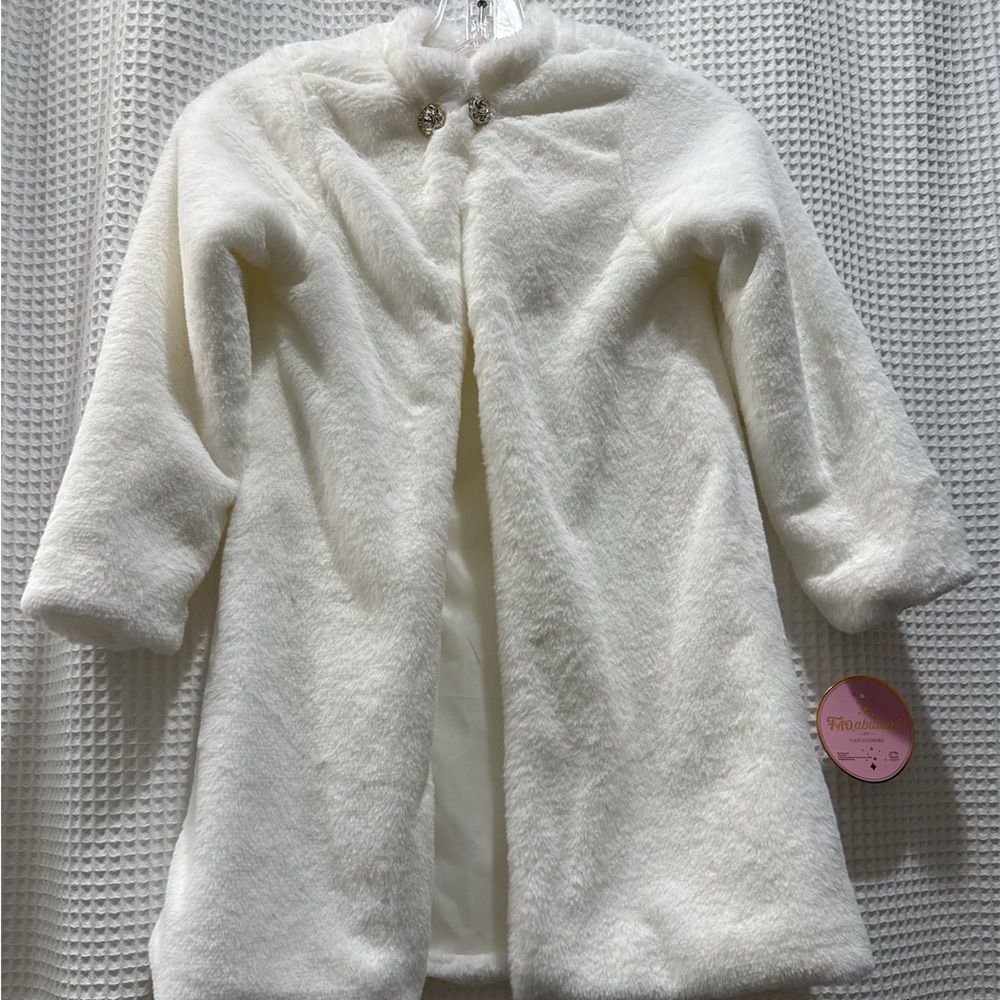 NWT Elegant White Kids Faux Fur Coat - Picture 1 of 6